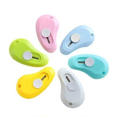 6 Mini Cutter Utilitario Kawaii 62mm Papelería Portátil Cortador de Papel