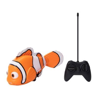 Disney PIXAR Buscando a Nemo Juguete de Nemo Nadador con Control Remoto